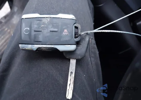 2016 Chevrolet Silverado 1500 1Lt из США, поврежденный, VIN 1GCVKREC4GZ154451